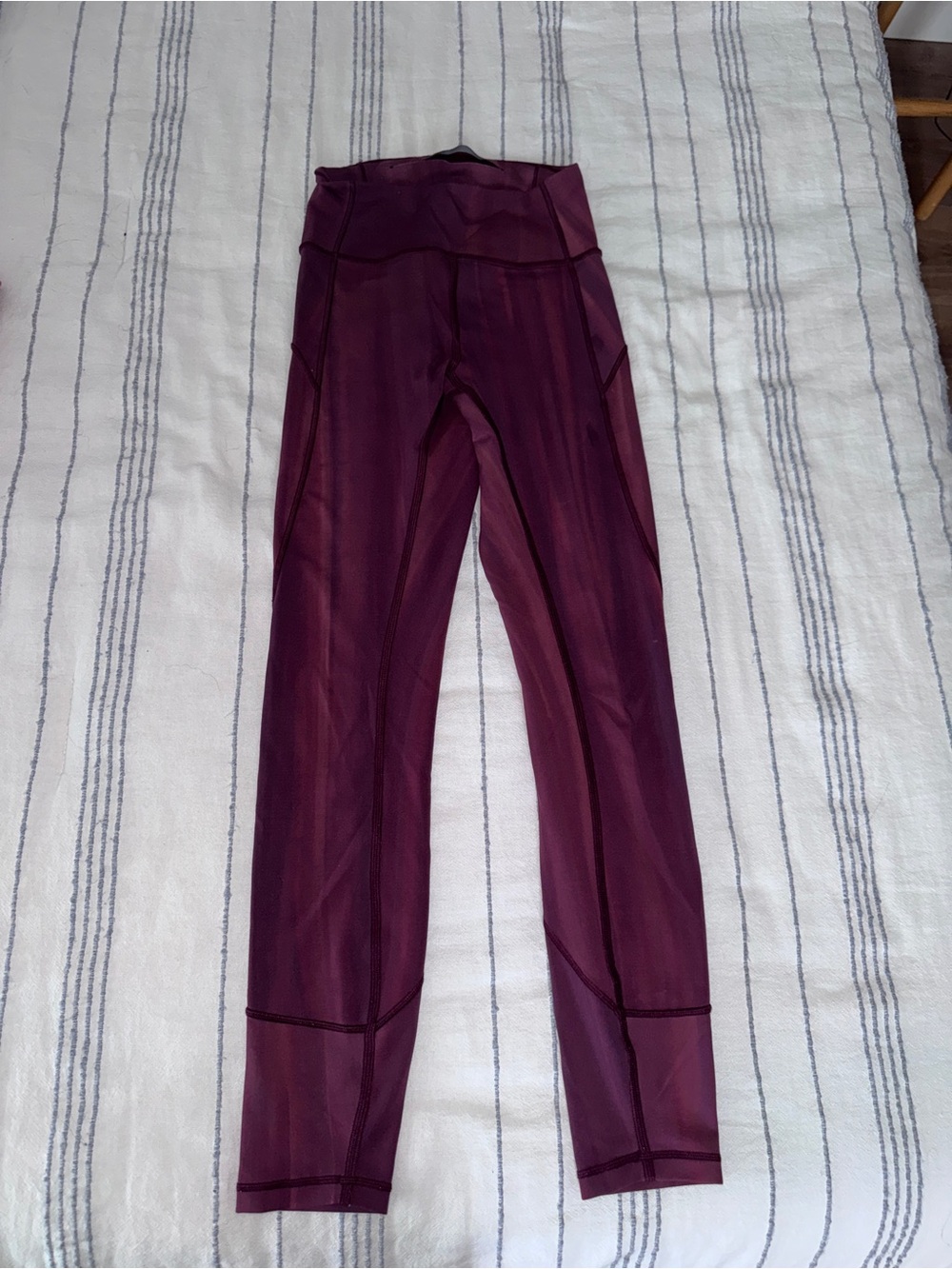 Lululemon burgundy artsy leggings